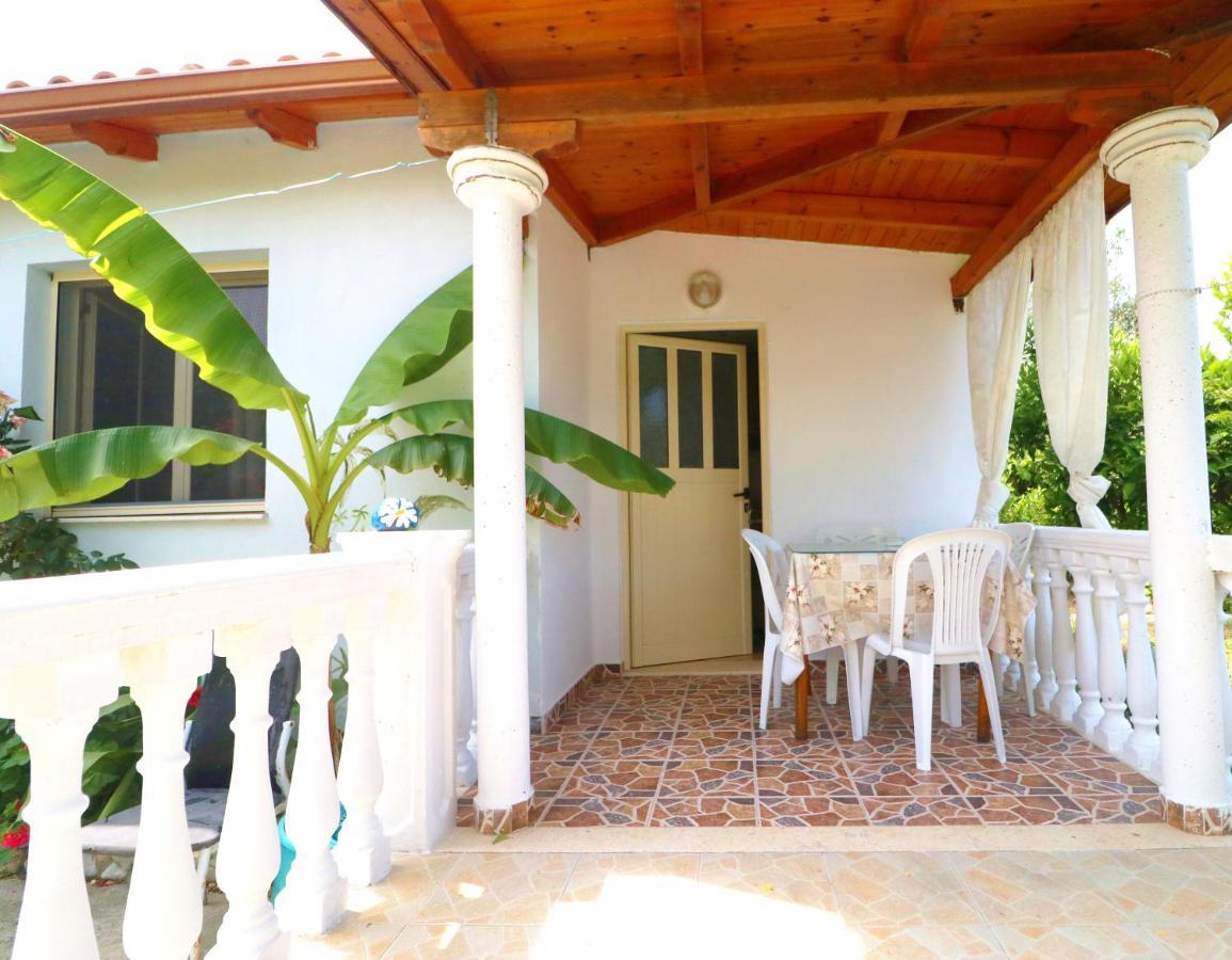 Novruzi Complex Villa Vlorë Exteriör bild