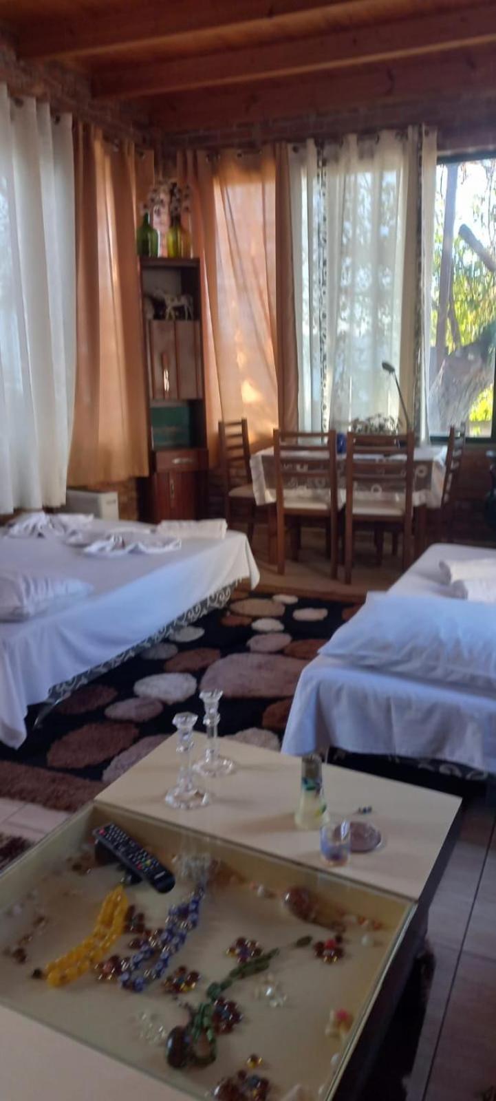 Novruzi Complex Villa Vlorë Exteriör bild