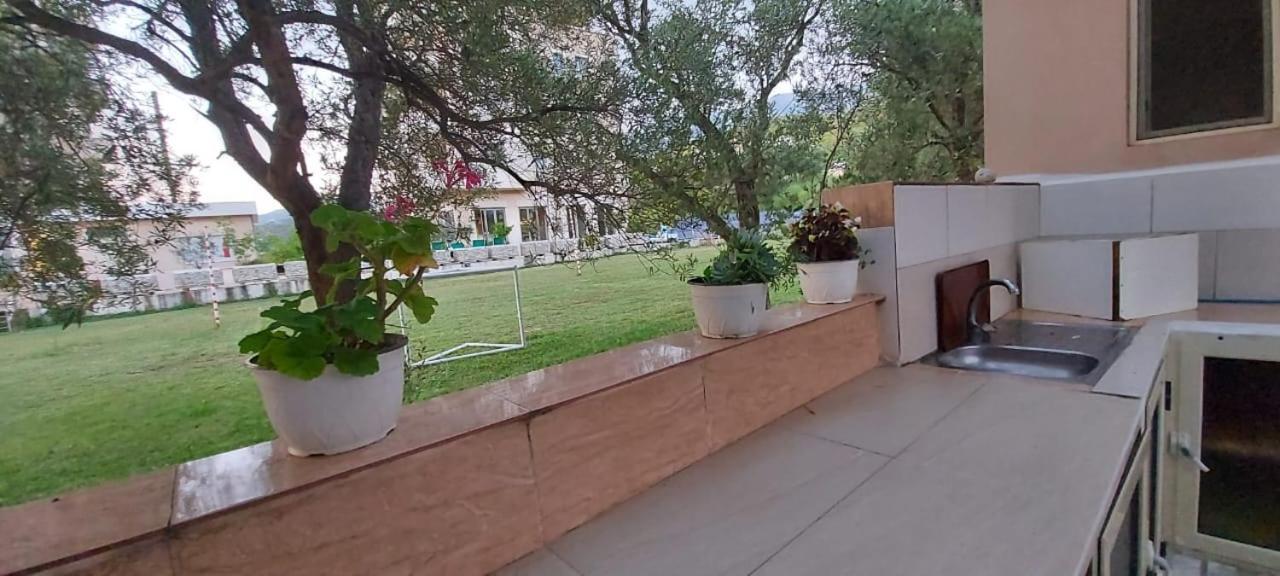 Novruzi Complex Villa Vlorë Exteriör bild